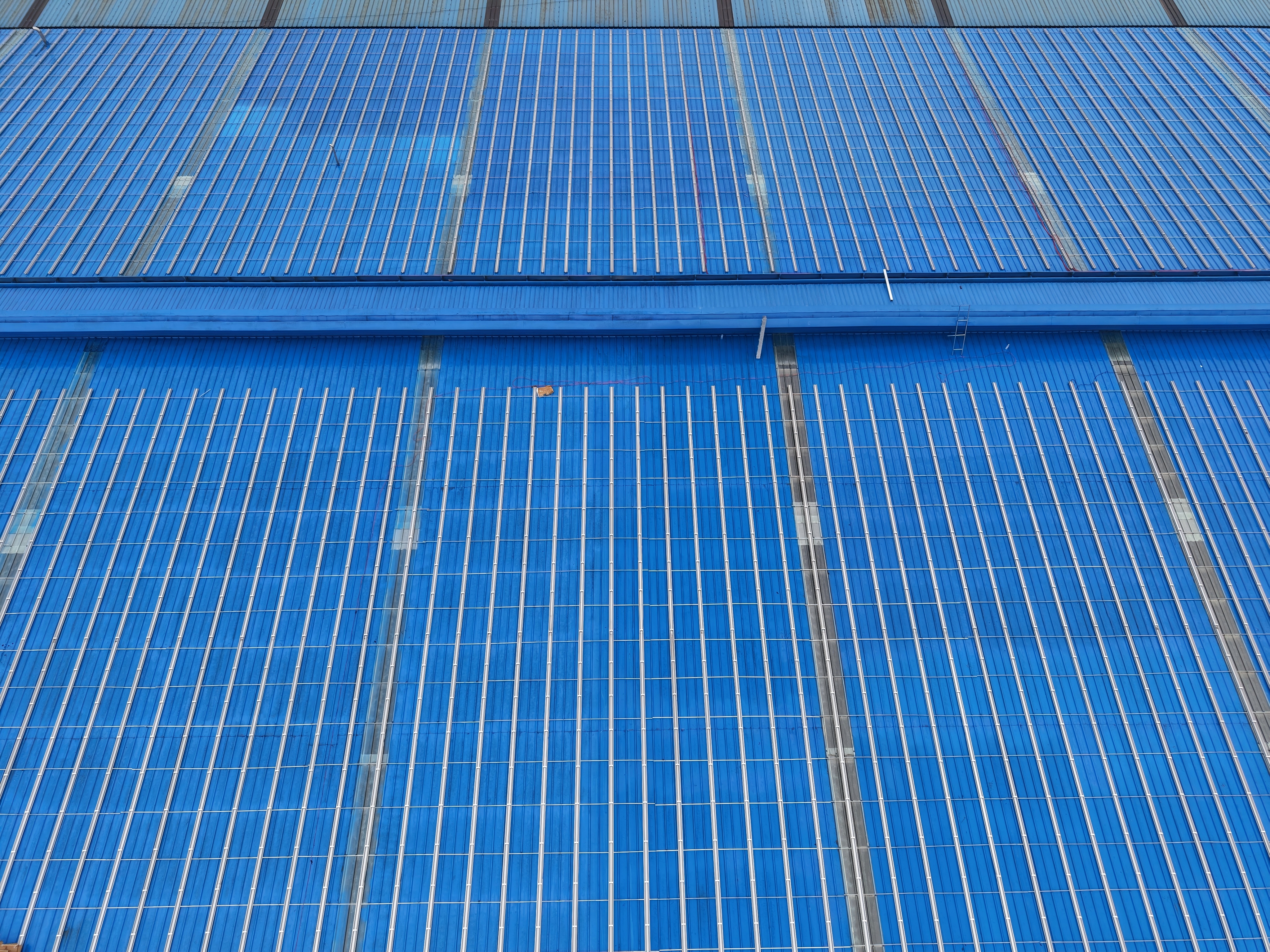 浙江上水捷运2.35MW屋顶分布式光伏